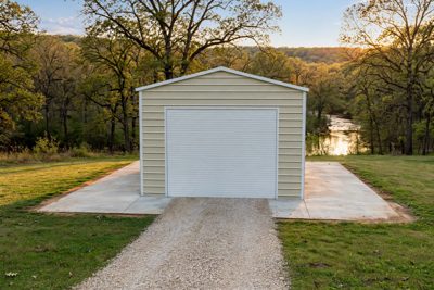 18 × 40 RV garage: computer render